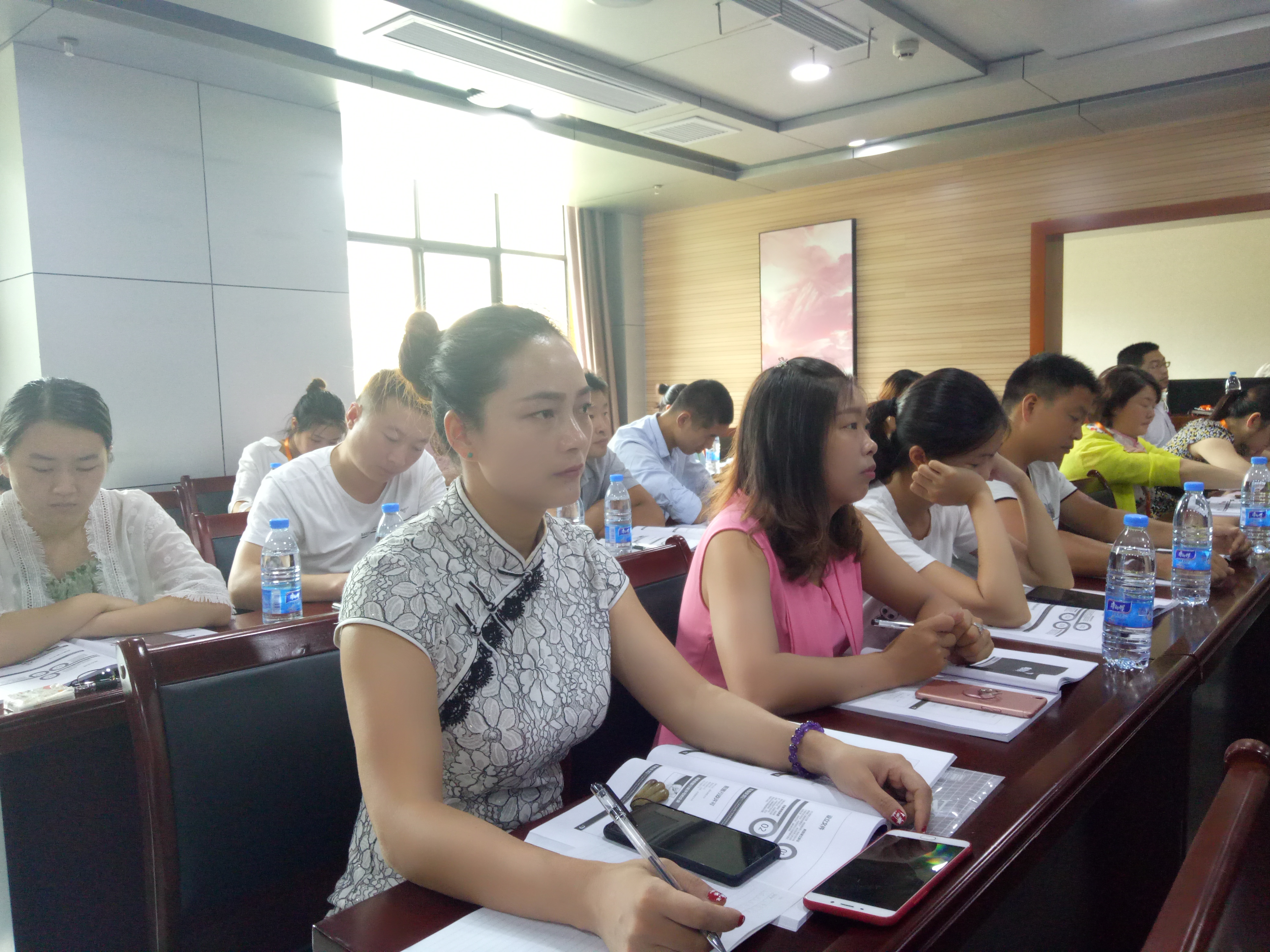 微信图片_20180823132156.jpg 微信图片_20180823132156.jpg